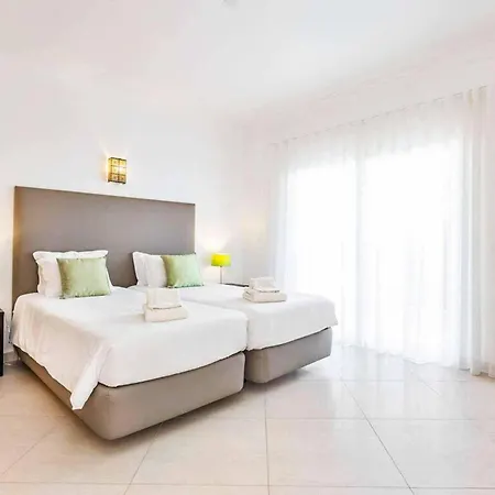 Villa Cabrita De Parra Gale (Albufeira)