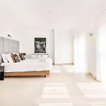Cabrita De Parra Villa