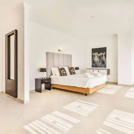 Cabrita De Parra Villa *