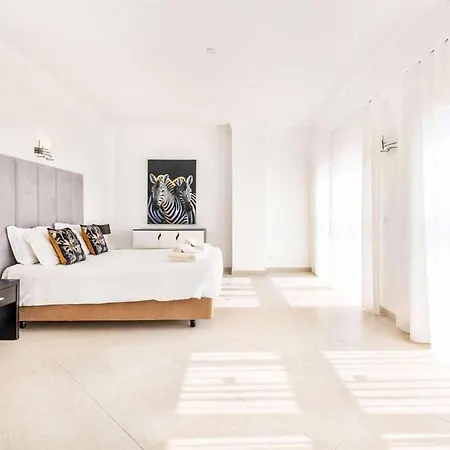 Cabrita De Parra Villa